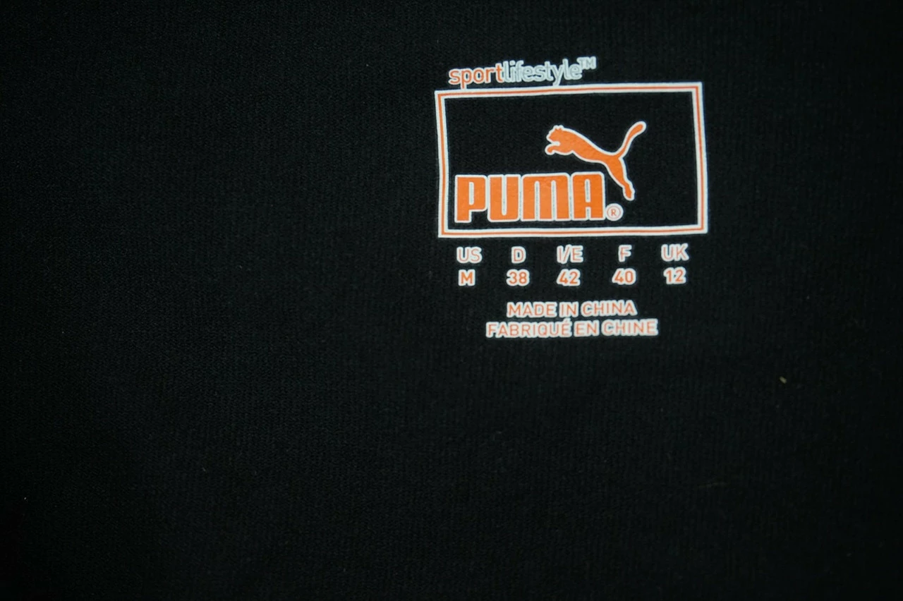 NEW Puma Golf Full Zip Jacket Womens Size Medium Black Regular 556A 00893364 4 NEW Puma Golf Full Zip Jacket Womens Size Medium Black Regular 556A 00893364 - Image 2