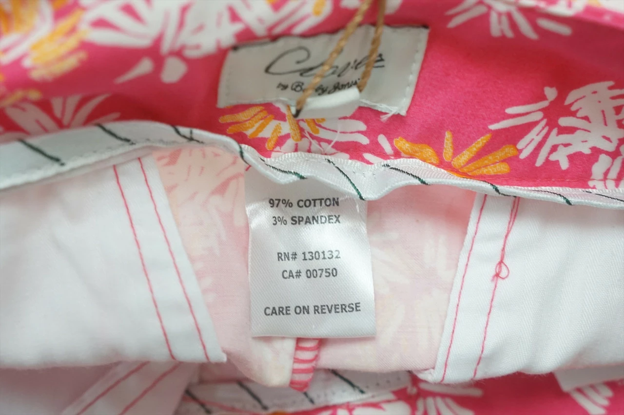 NEW Bobby Jones Golf Printed Shorts Womens Size 2 Island Pink 642D 00937310 6 NEW Bobby Jones Golf Printed Shorts Womens Size 2 Island Pink 642D 00937310 - Image 4